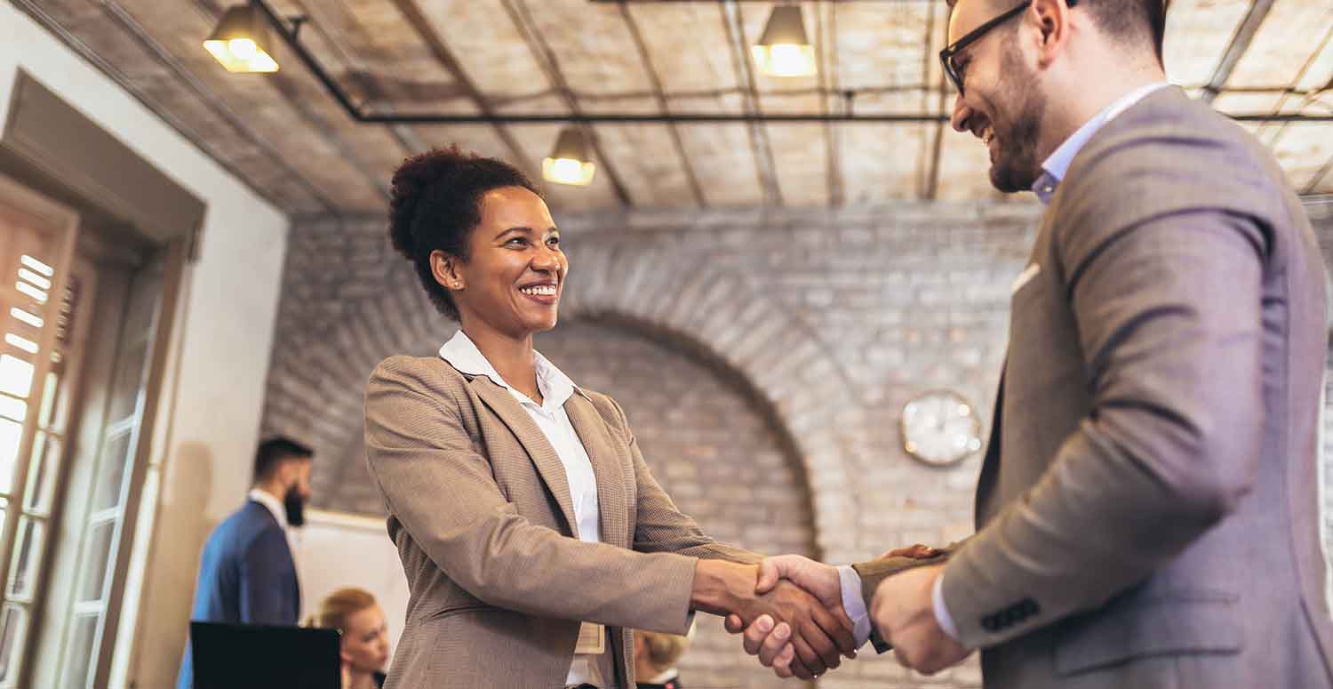 Como garantir novos clientes através da venda profissional